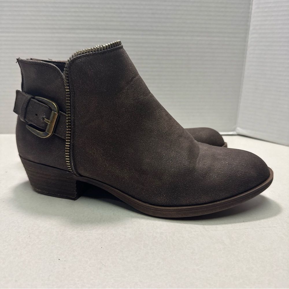 Boutique by Corkys ~ Women's Brown Zipper Bootie ~ Size 9